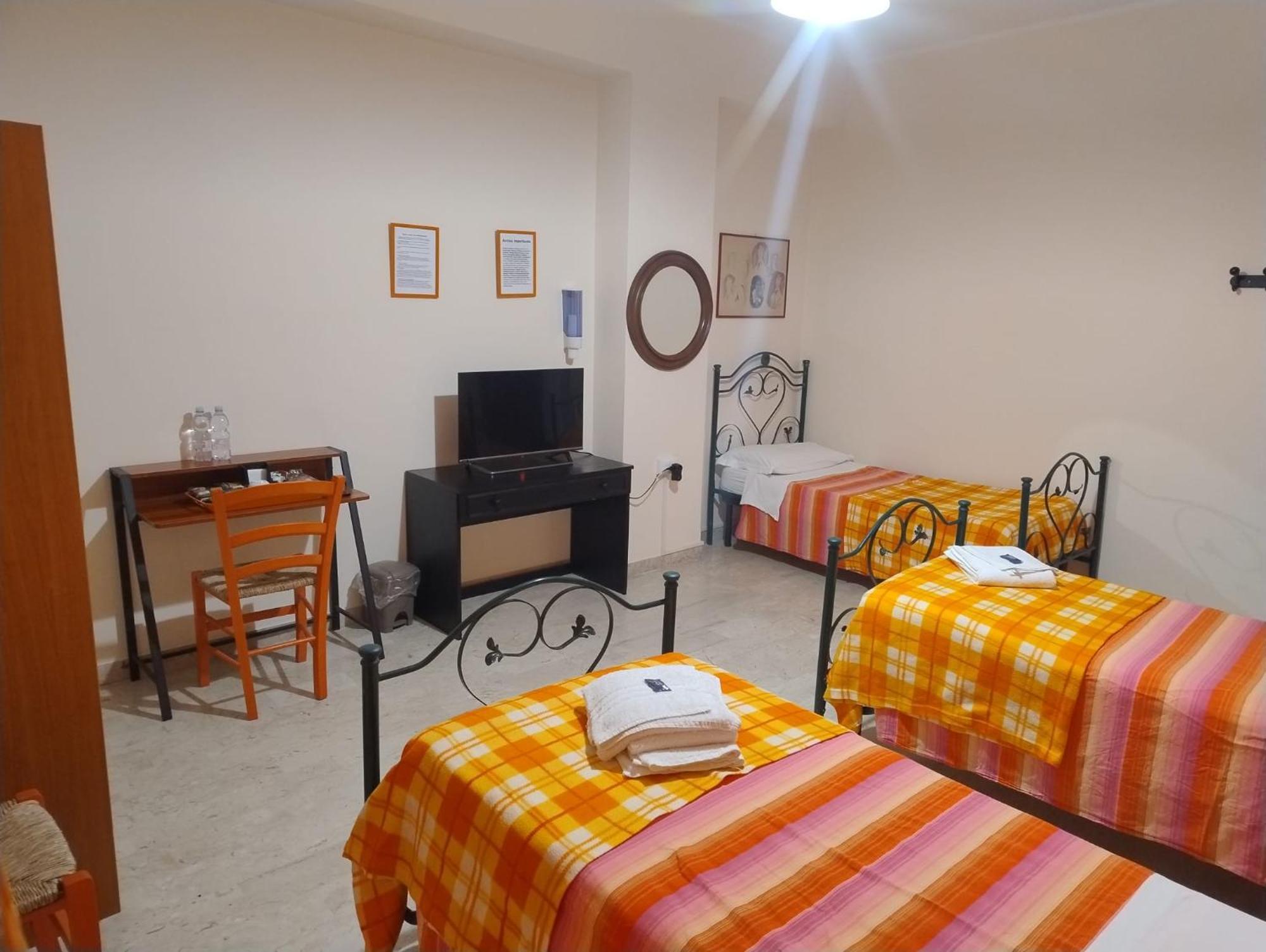 L'Attico Affittacamere B&B Καταντζάρο Εξωτερικό φωτογραφία