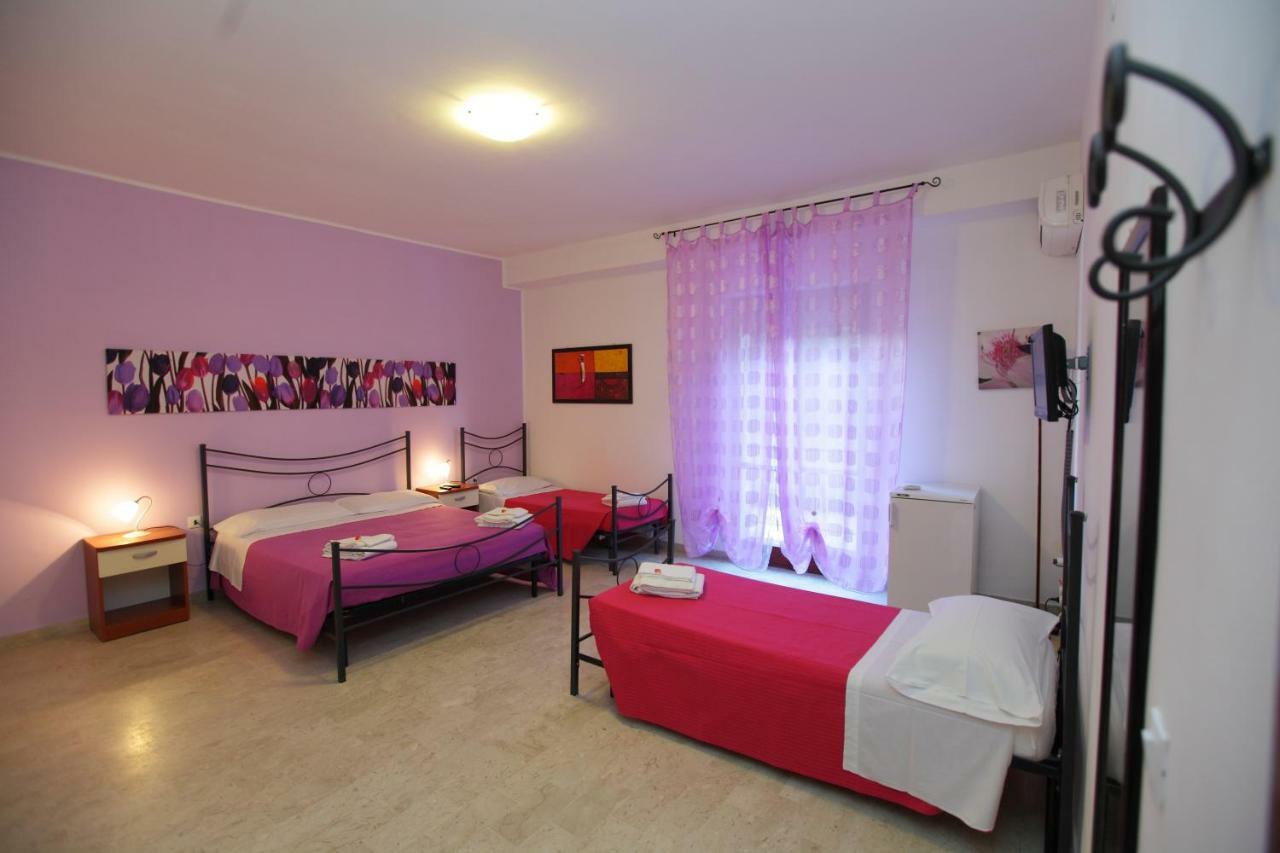 L'Attico Affittacamere B&B Καταντζάρο Εξωτερικό φωτογραφία